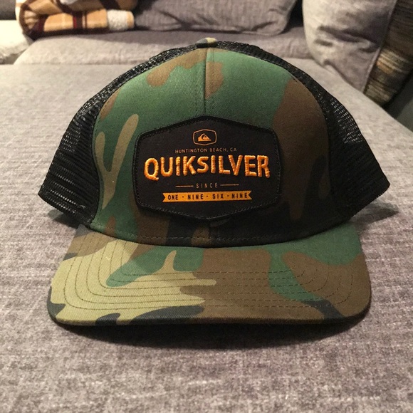 quiksilver camo hat